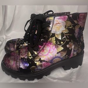 BAMBOO BRAND Boots (Floral)